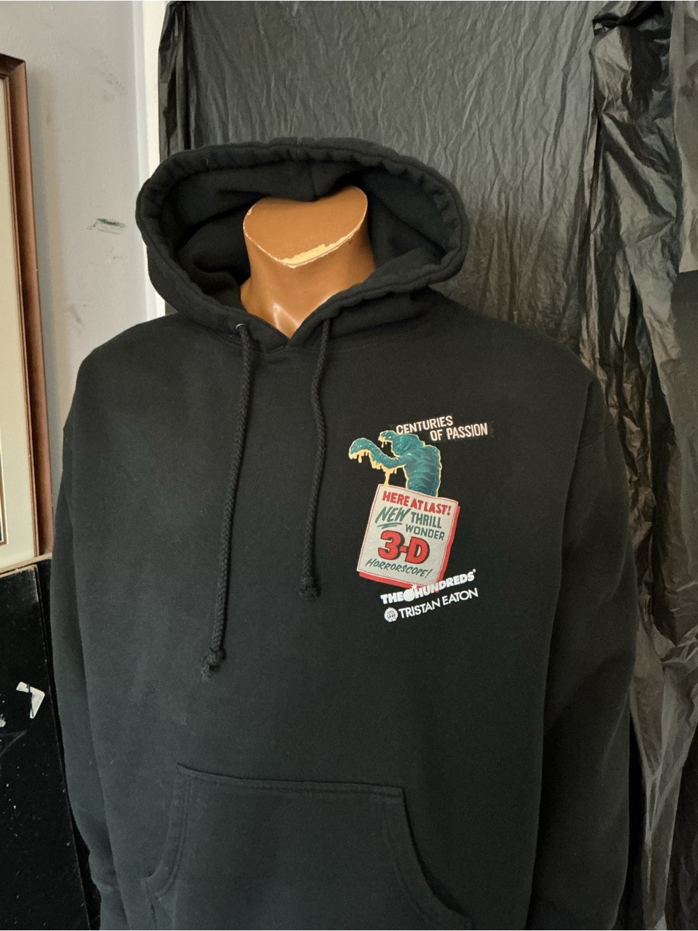 The Hundreds X Universal Studios Creature From The Black Lagoon Hoodie - Picture 11 of 11